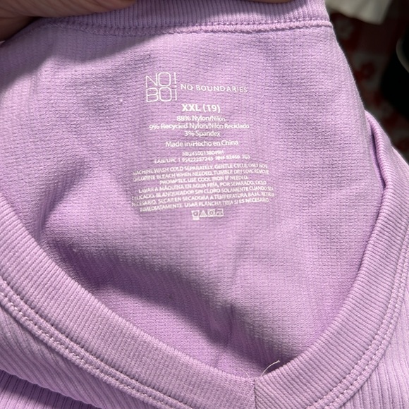 🎲 Bundle of 5 Woman’s XL Tops - Picture 3 of 7